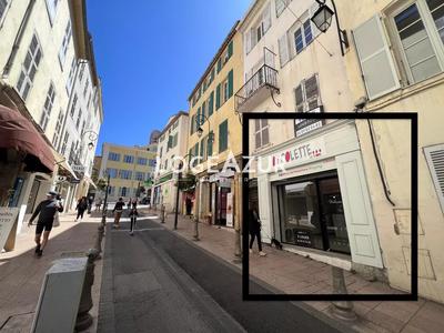 Local commercial - 28 m² - 1 pièce