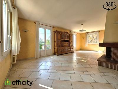 Maison - 137 m² - 7 pièces