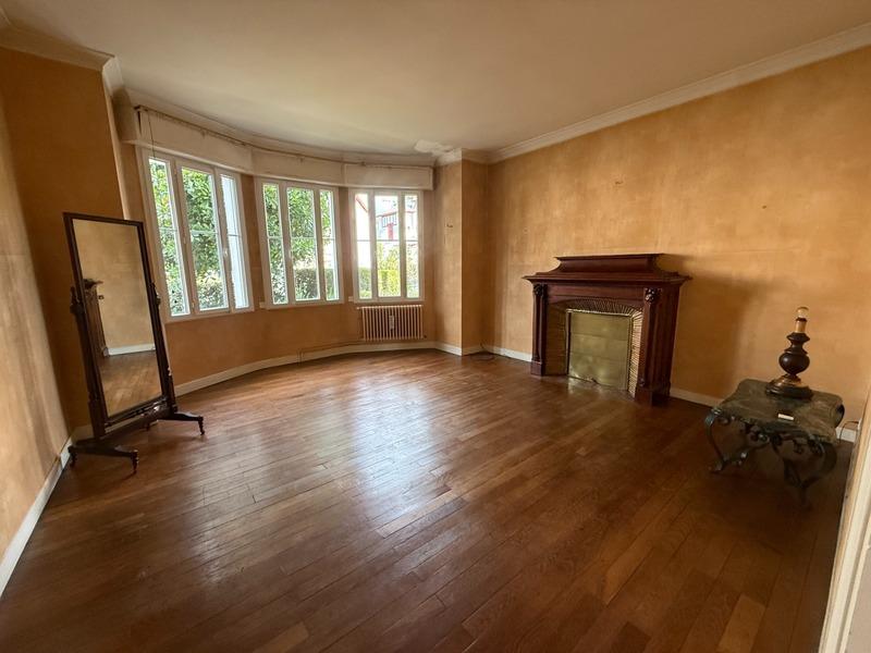 Maison bourgeoise - 153 m² - 5 pièces