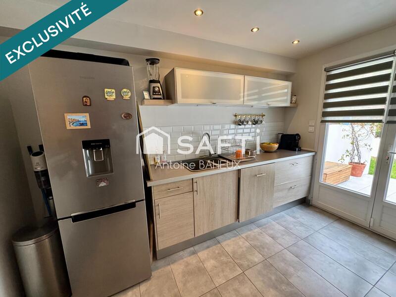 Maison - 99 m² - 5 pièces