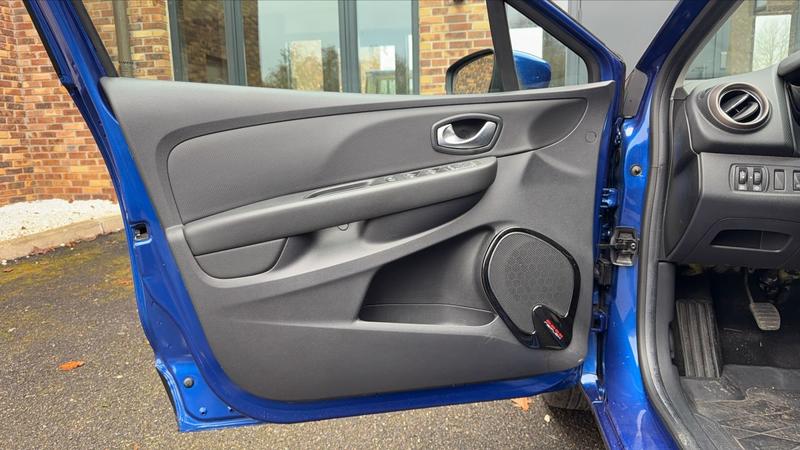 Renault Clio IV 1.2 TCe 120 Intens