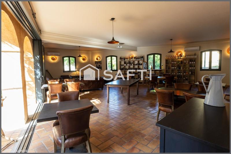 Local commercial - 248 m²