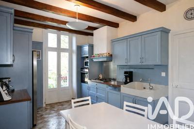 Maison - 400 m² - 10 pièces