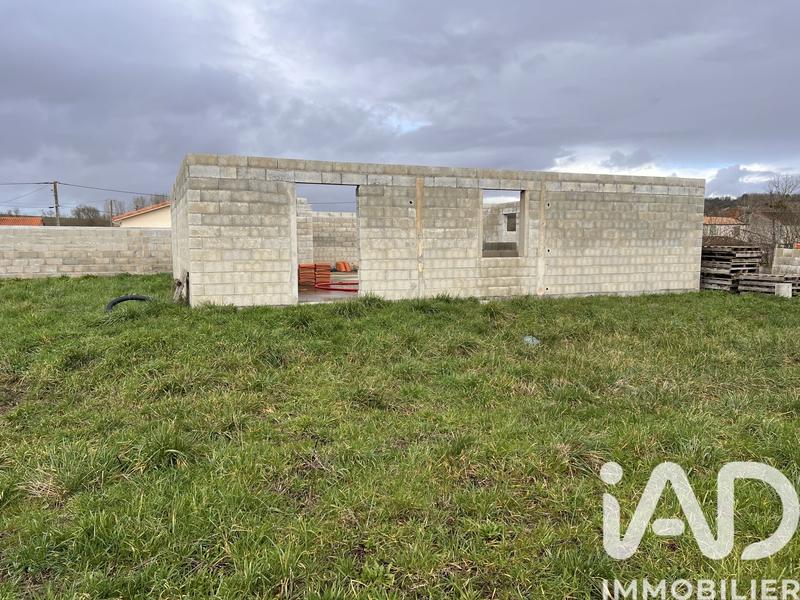 Maison - 76 m² - 4 pièces