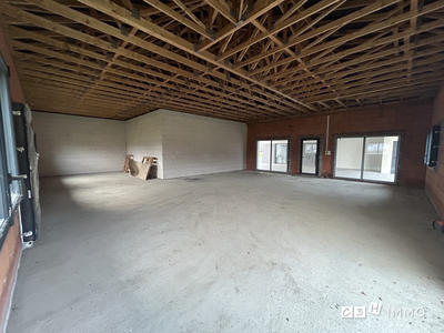 Local commercial - 127 m²