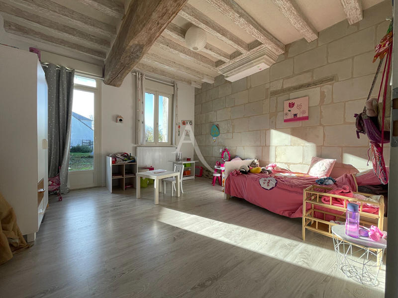 Maison - 212 m² - 7 pièces