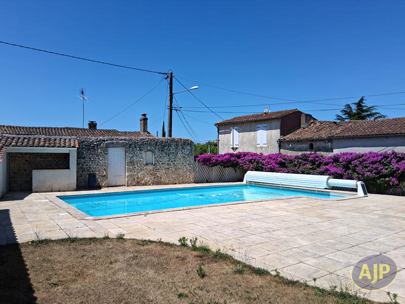 Maison de maîtres - 266 m² - 5 pièces