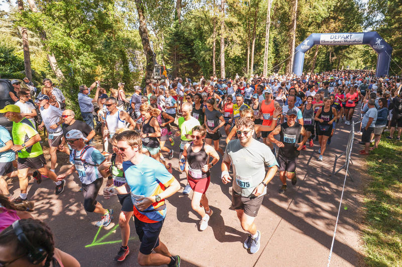 La course entre mer et forêt,10 km et semi-marathon