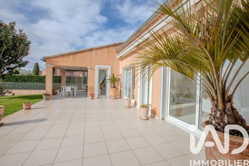 Maison - 138 m² - 4 pièces