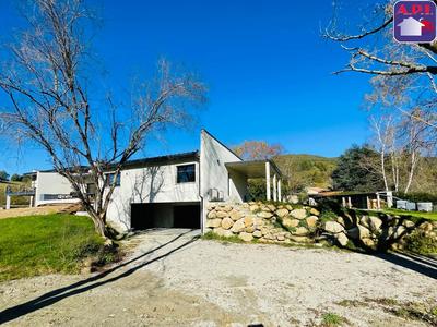 Maison contemporaine - 180 m² - 4 pièces