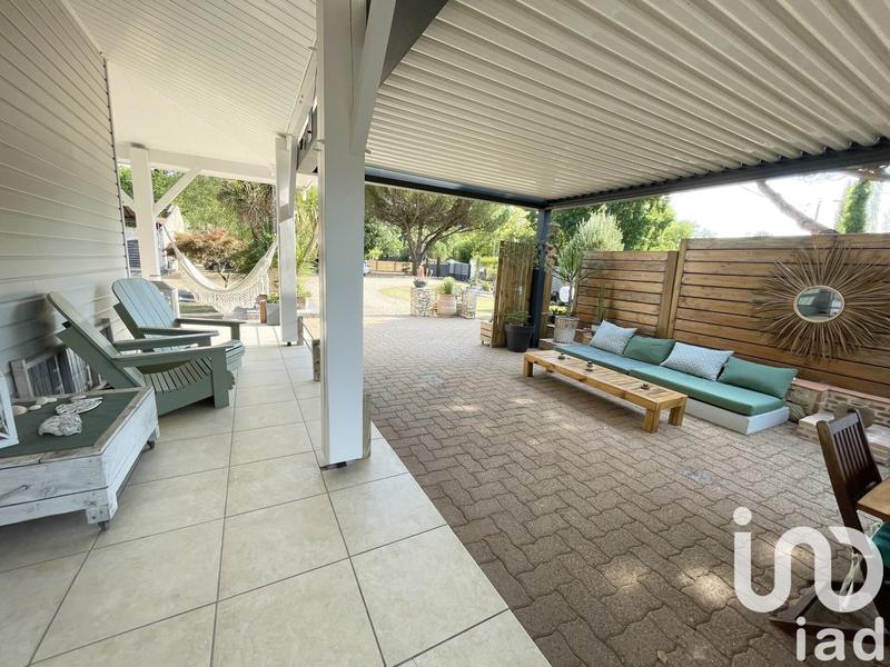 Maison - 180 m² - 7 pièces