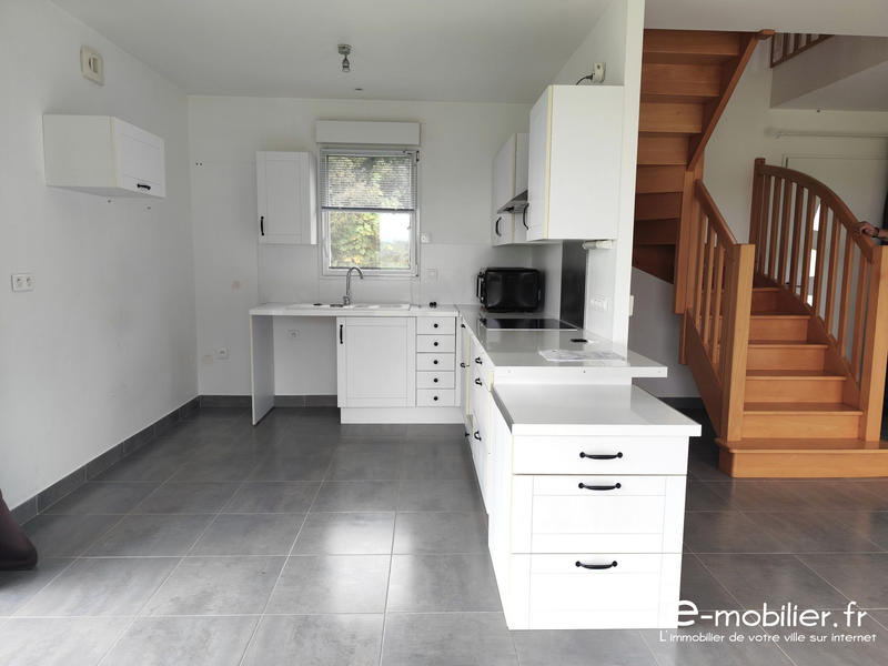 Maison - 80 m² - 5 pièces