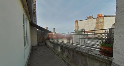 Appartement - 136 m² - 5 pièces