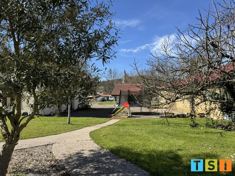 Maison - 105 m² - 4 pièces