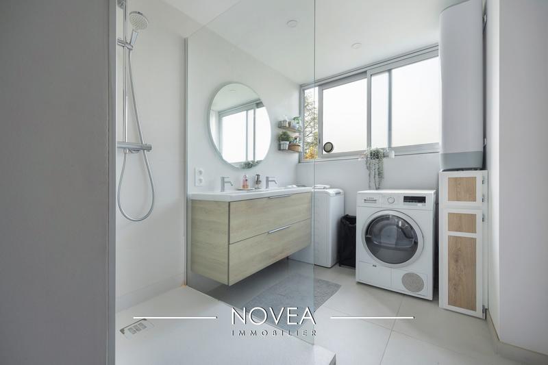 Appartement - 85 m² - 4 pièces