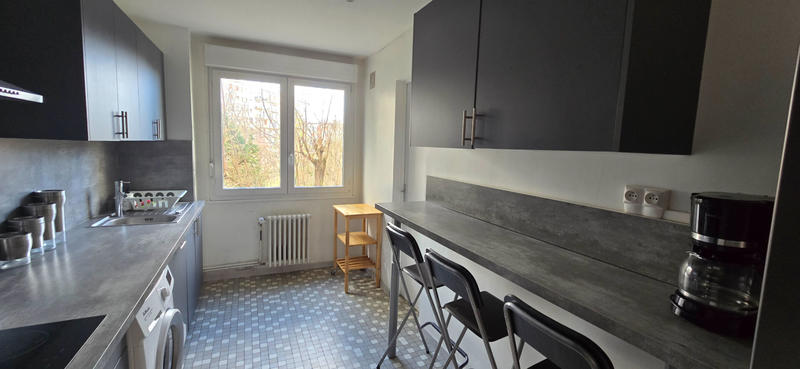 Appartement - 92 m² - 4 pièces