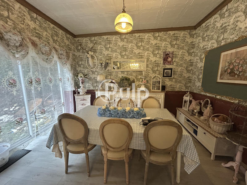 Maison - 188 m² - 7 pièces