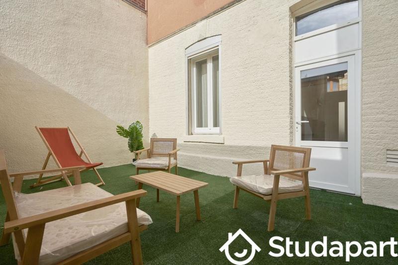 Chambre - 12 m² - 1 pièce