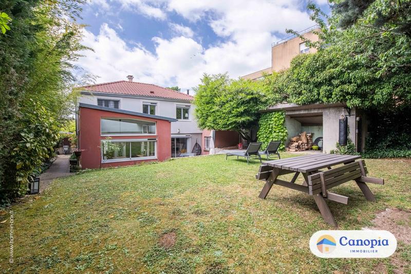 Maison contemporaine - 153 m² - 6 pièces