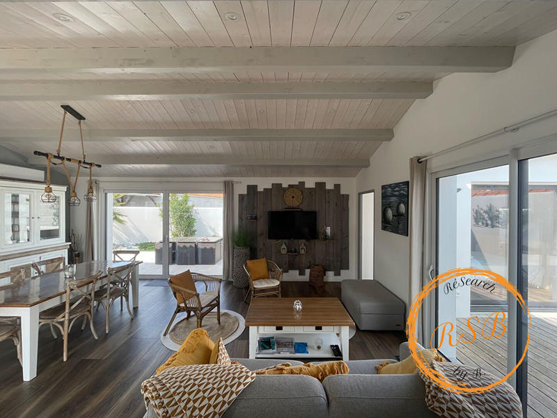 Maison contemporaine - 103 m² - 4 pièces