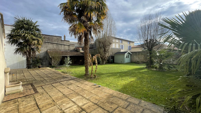 Maison - 160 m² - 7 pièces