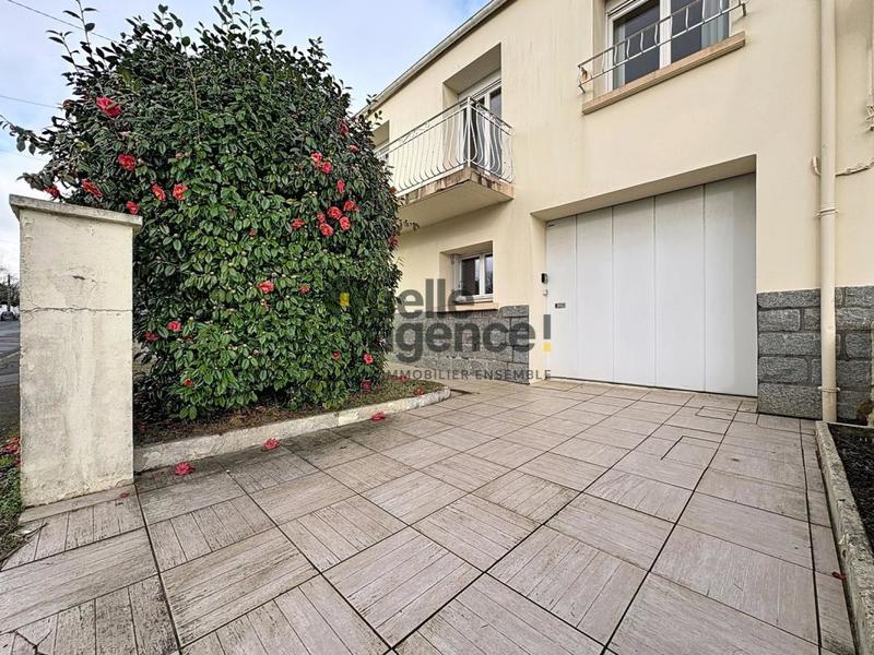 Maison - 102 m² - 4 pièces