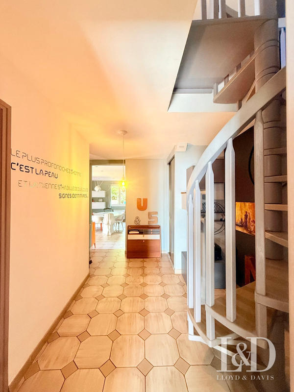 Maison - 175 m² - 4 pièces