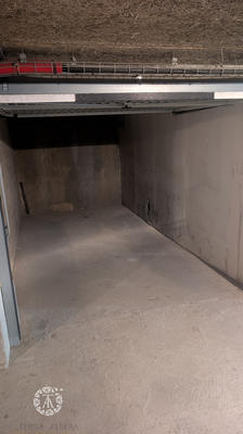 Parking / Garage - 14 m²