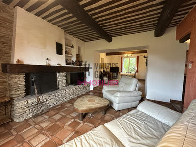 Maison - 151 m² - 7 pièces