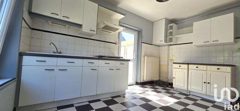 Maison - 88 m² - 6 pièces