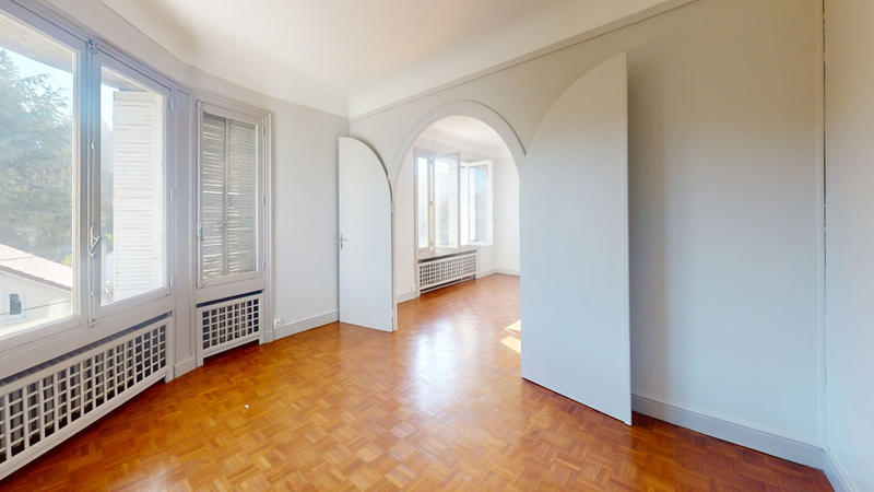 Appartement - 85 m² - 3 pièces