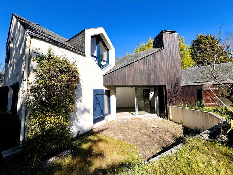 Maison - 140 m² - 7 pièces