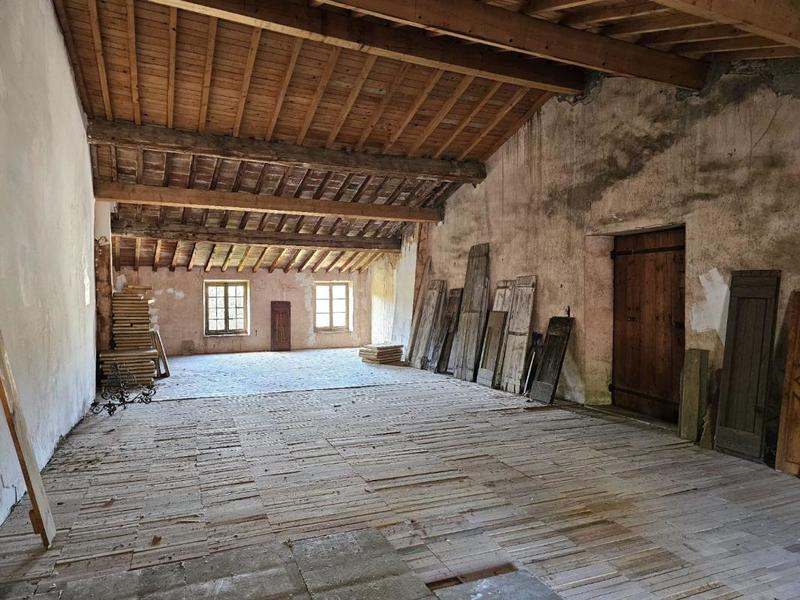 Propriété - 562 m² - 15 pièces