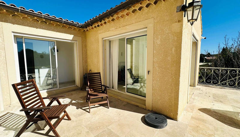 Villa - 250 m² - 10 pièces