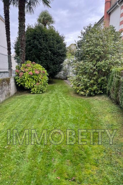 Maison - 164 m² - 6 pièces