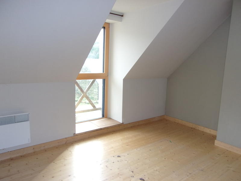 Maison - 96 m² - 5 pièces