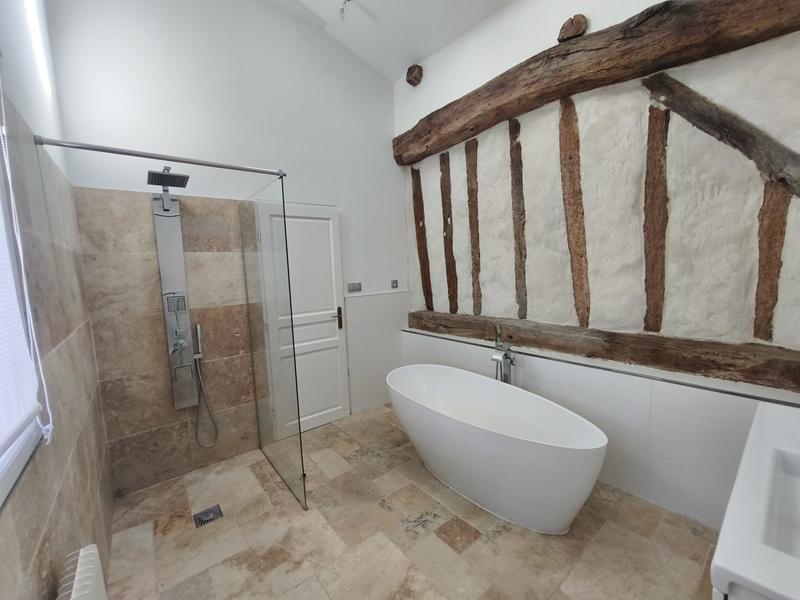 Maison ancienne - 212 m² - 6 pièces