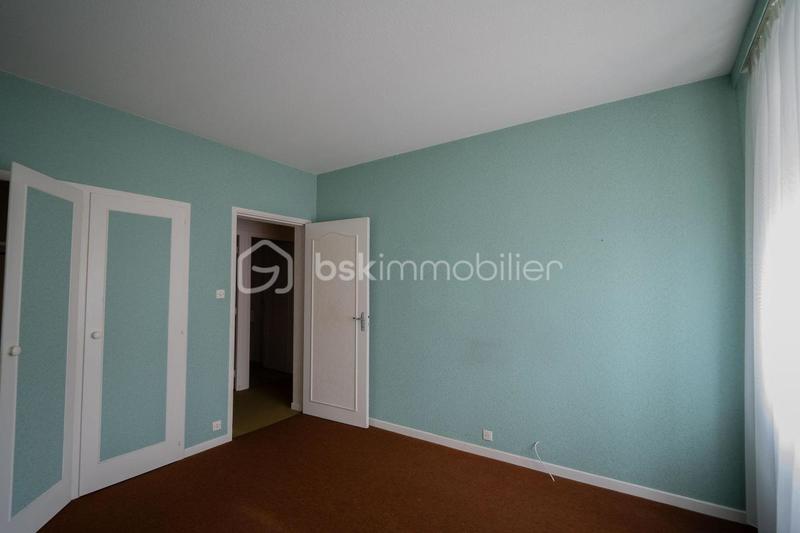 Maison traditionnelle - 320 m² - 8 pièces