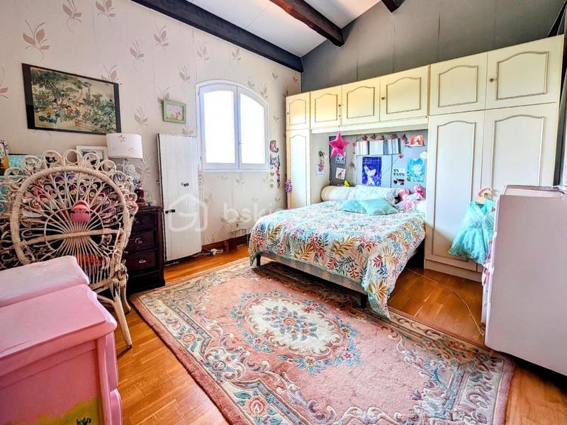 Pavillon - 190 m² - 6 pièces