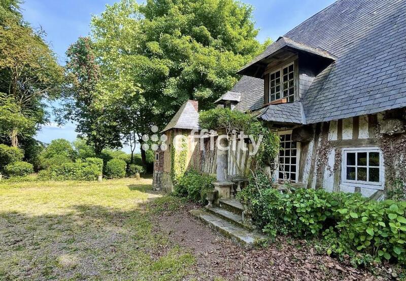 Demeure - 164 m² - 12 pièces