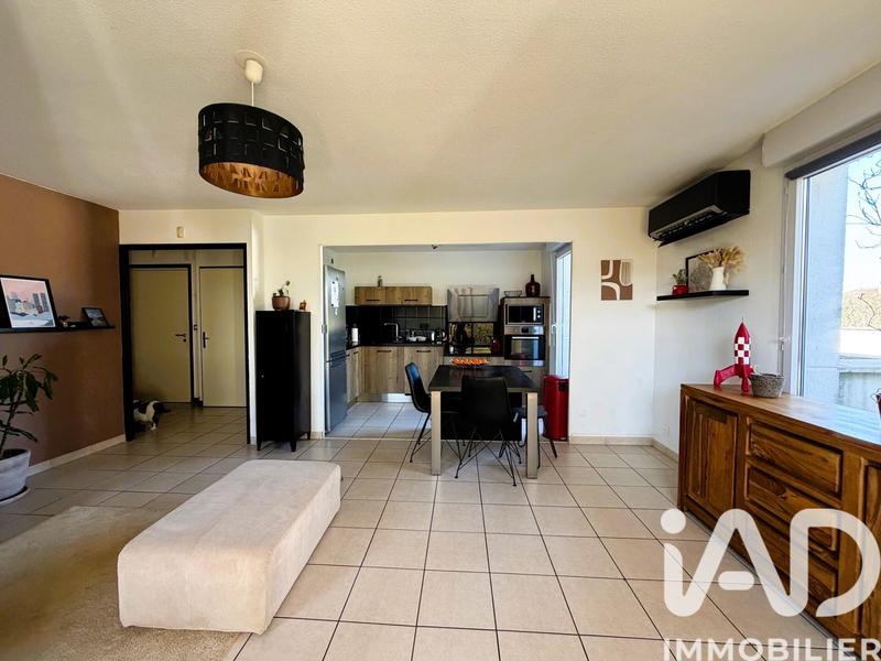 Appartement - 85 m² - 4 pièces