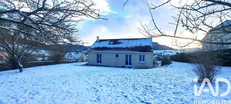 Maison - 102 m² - 7 pièces