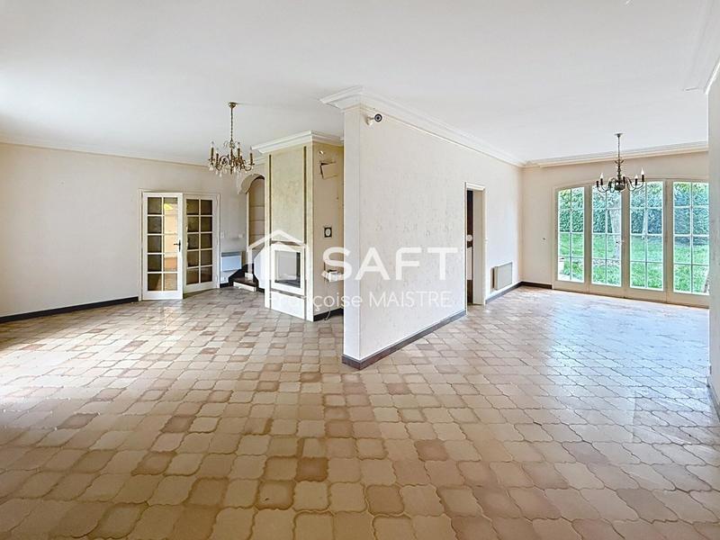 Maison - 198 m² - 7 pièces