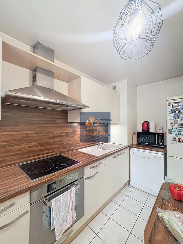 Appartement - 60 m² - 2 pièces