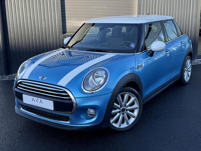 Mini Mini Cooper 5 portes 1ère main Française Pack Chili