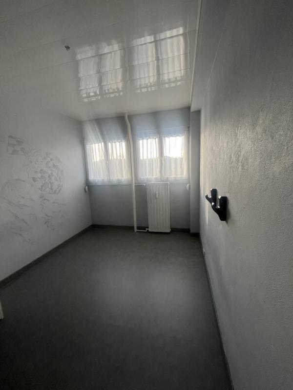 Appartement - 77 m² - 4 pièces