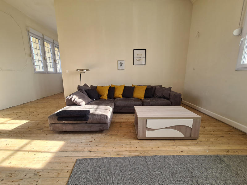 Propriété - 400 m² - 15 pièces