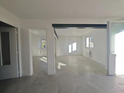 Maison - 89 m² - 5 pièces