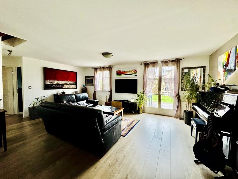 Maison - 105 m² - 5 pièces