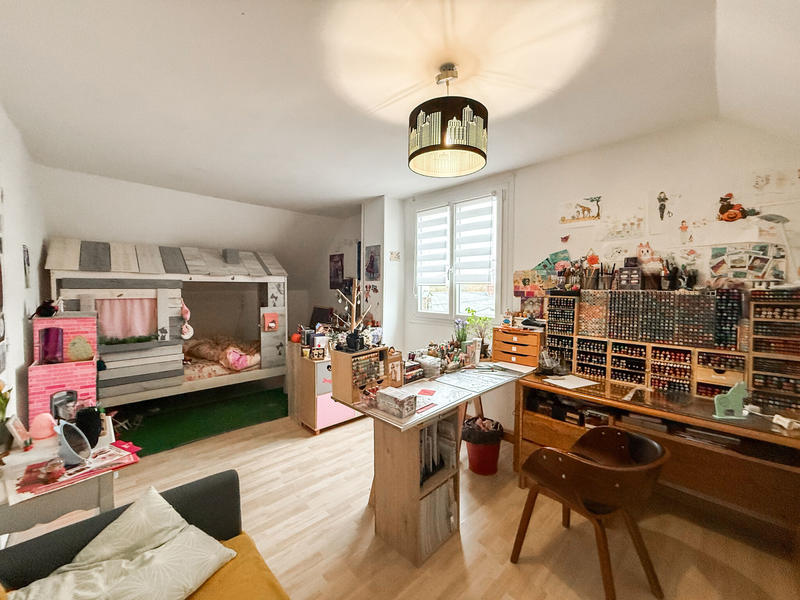 Maison - 263 m² - 8 pièces